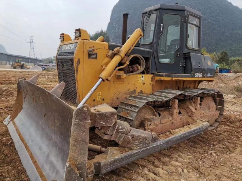 Бульдозер шантуй