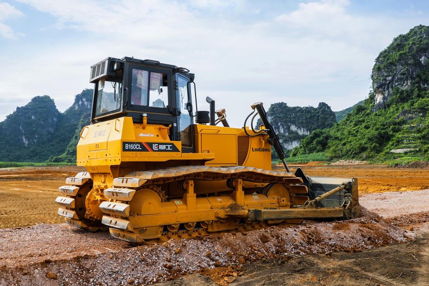 Бульдозер shantui sd16