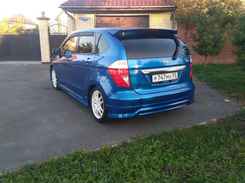 Обвес на Хонда Эдикс