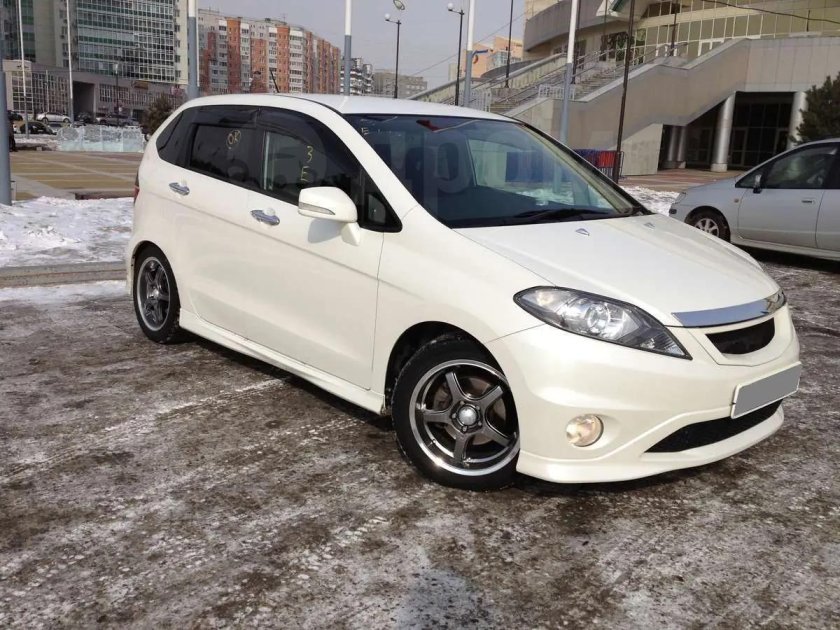 Хонда Эдикс 2007