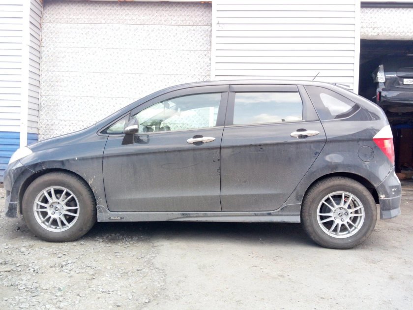 Хонда Эдикс 2006 диски Титан