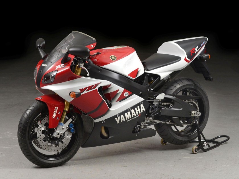 Yamaha YZF-r7