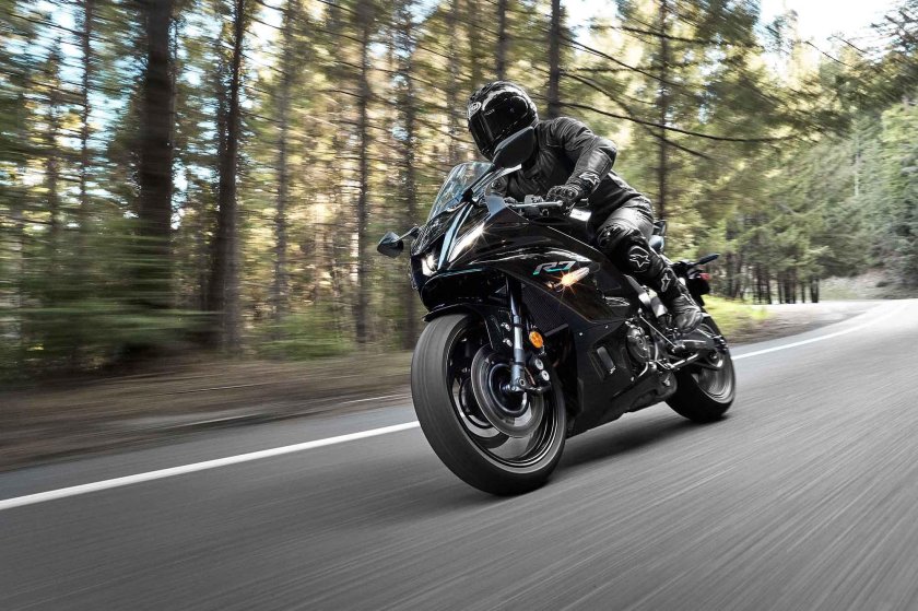 Yamaha YZF r7 2022