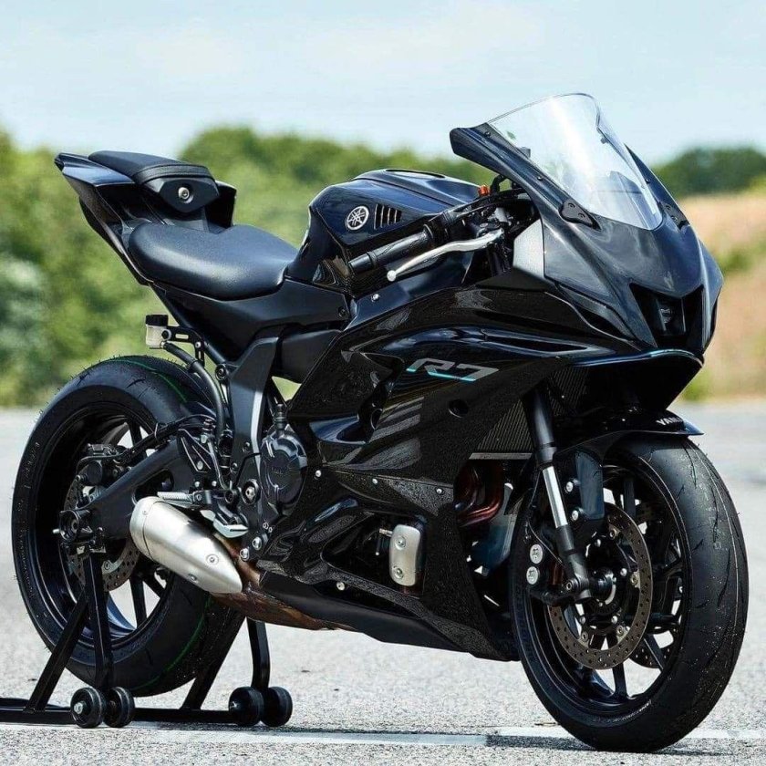 Yamaha r1 2022 5k