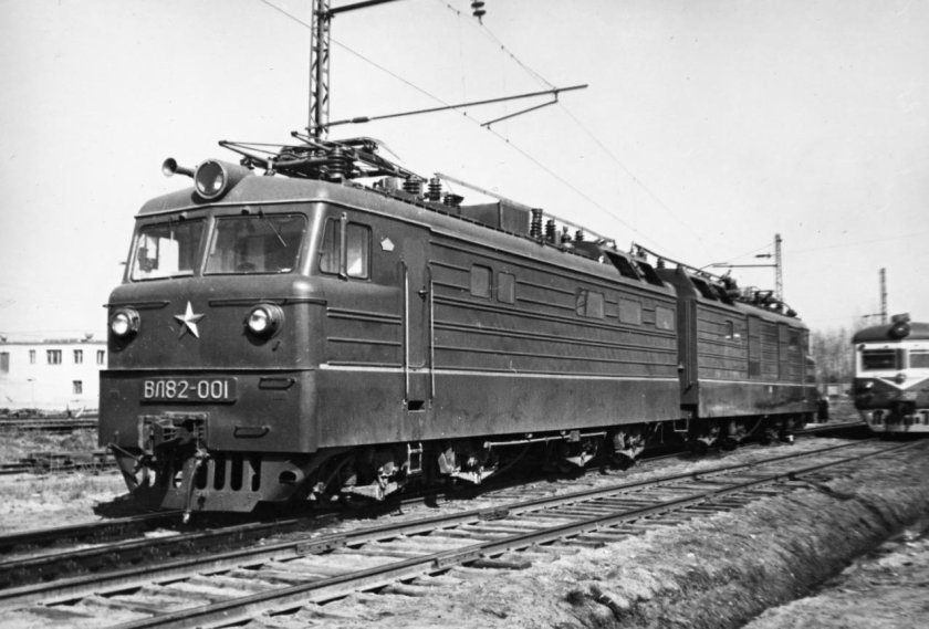 Электровоз вл92