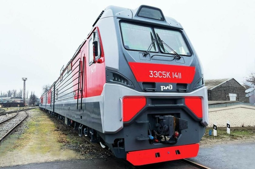 Электровоз Ермак 1411