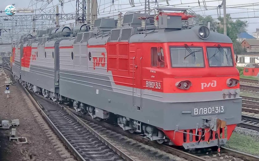 Локомотив вл 80