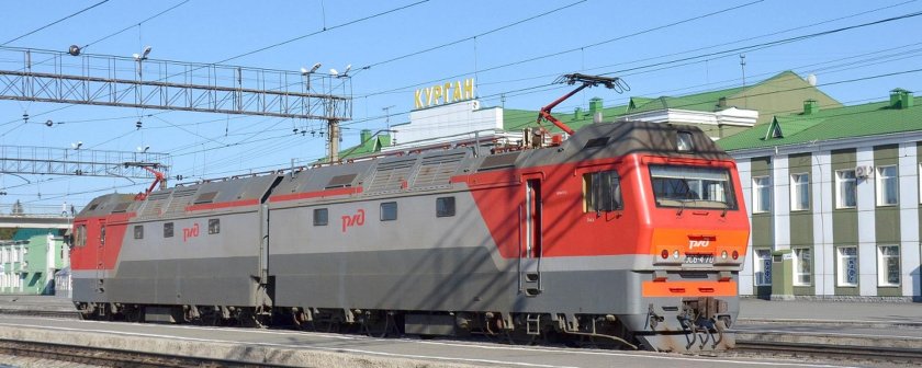 Электровоз синара 2эс6