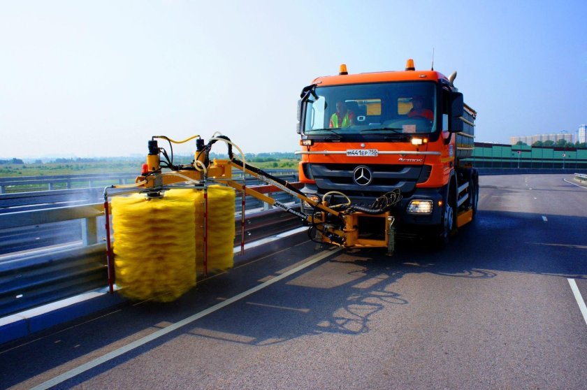 Щетка для мойки ограждений щмо-600