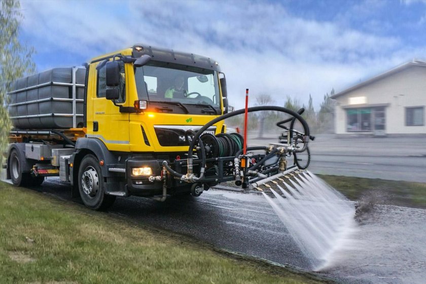 Поливомоечная машина вилли