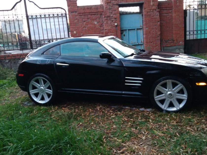 Chrysler crossfire
