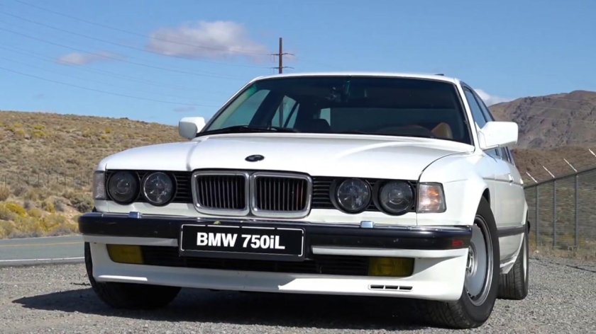 BMW e32 750i