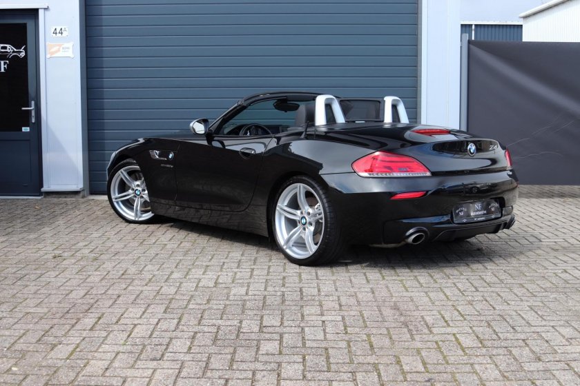 BMW z4 Black