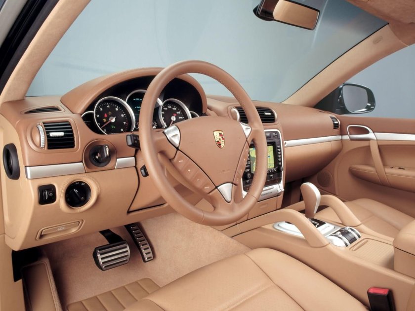 Porsche Cayenne 955 Interior