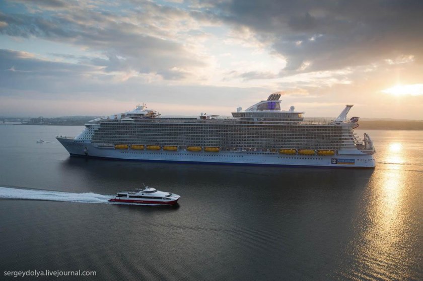 Самый большой круизный лайнер в мире