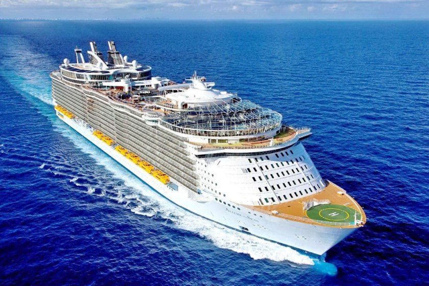 Роял Карибиан Оазис лайнер