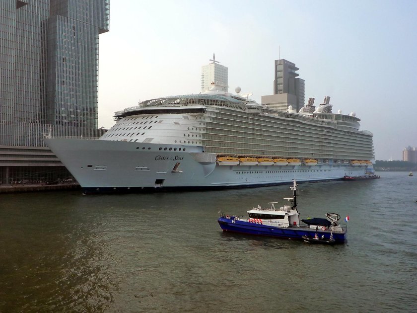 Самый большой корабль в мире Титаник