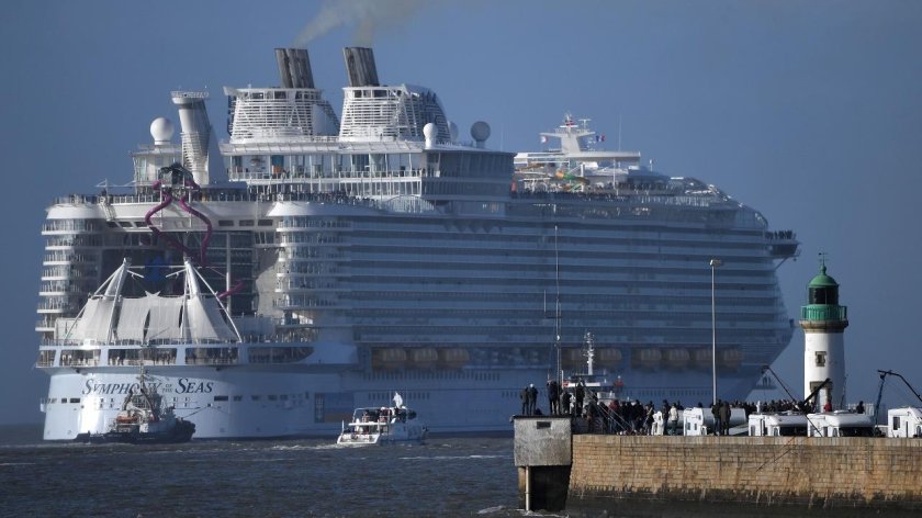 Самый большой круизный лайнер симфония морей