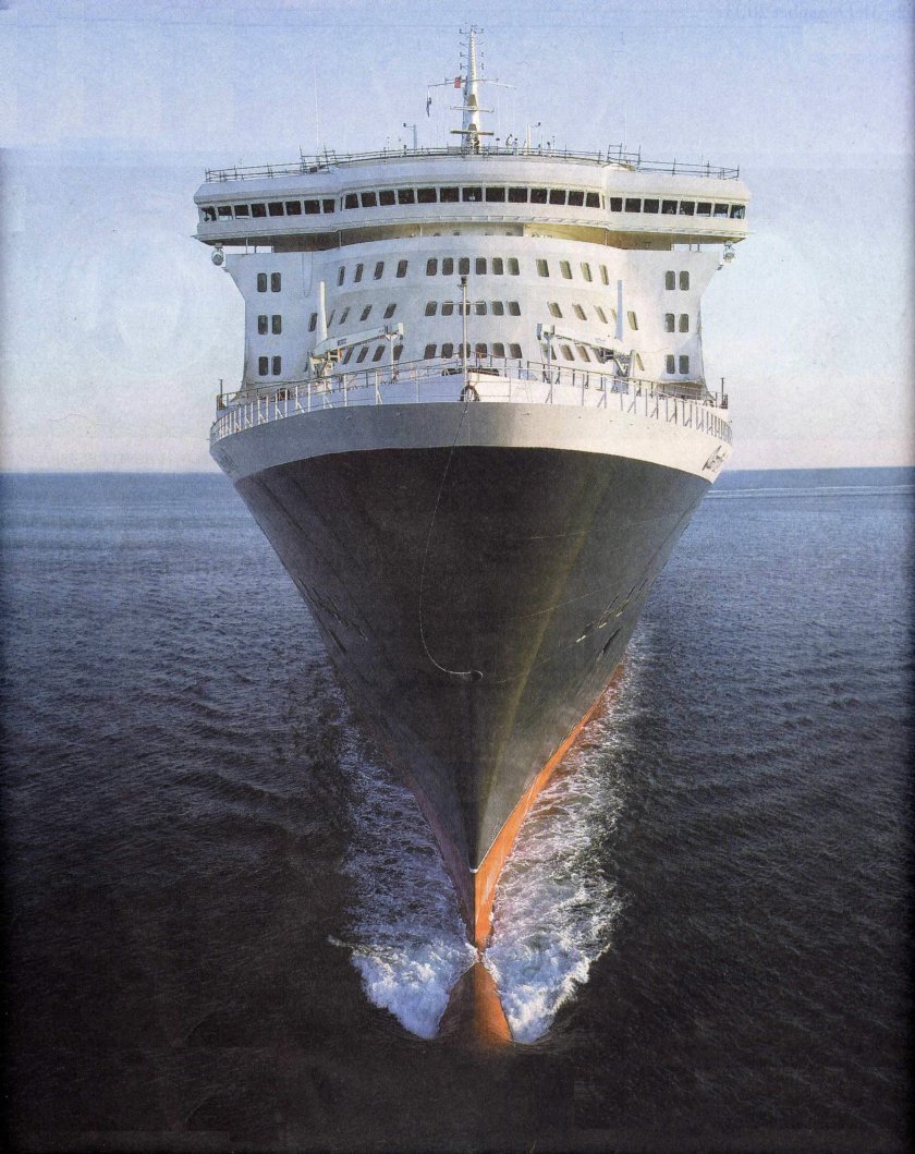 Лайнер куин Мэри 2