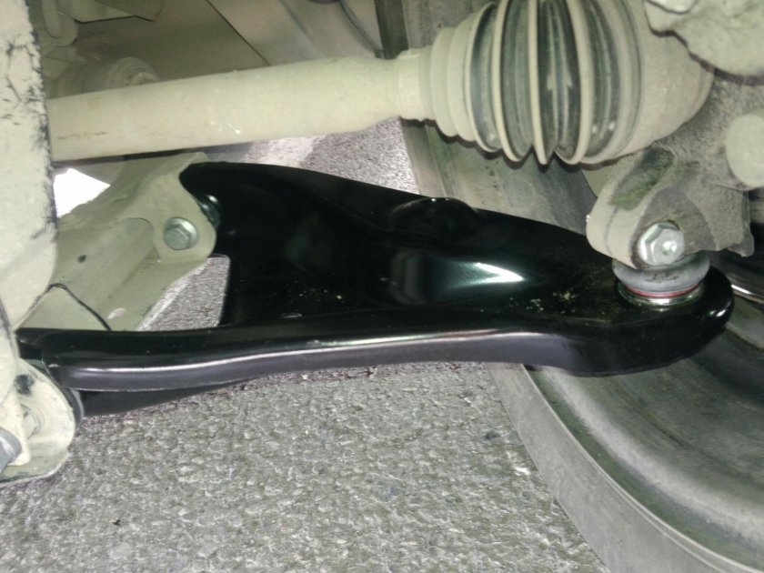 Шаровая опора Рено Логан 2