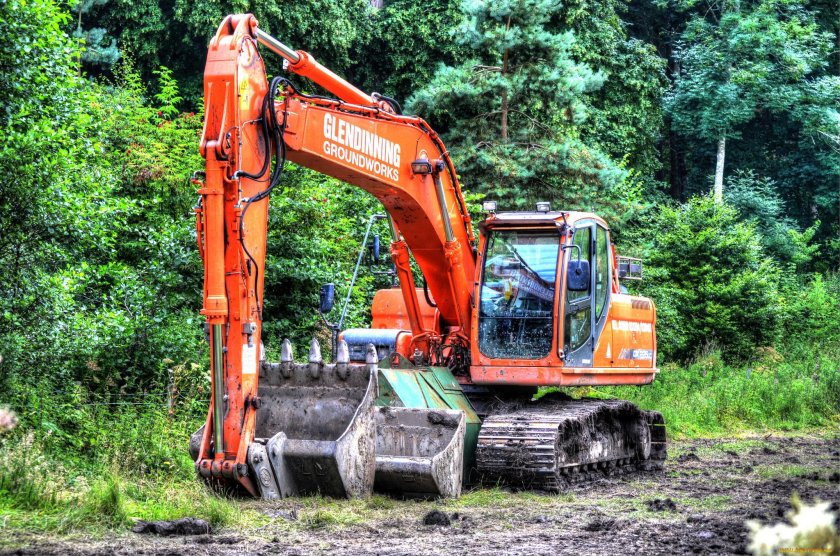 Самоходный экскаватор