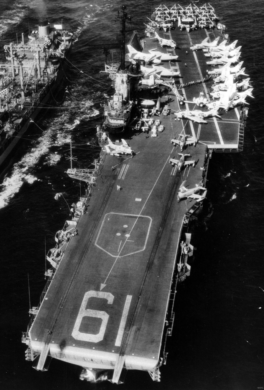 Авианосец Чкалов 1944