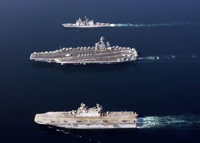 Десантный корабль Тарава