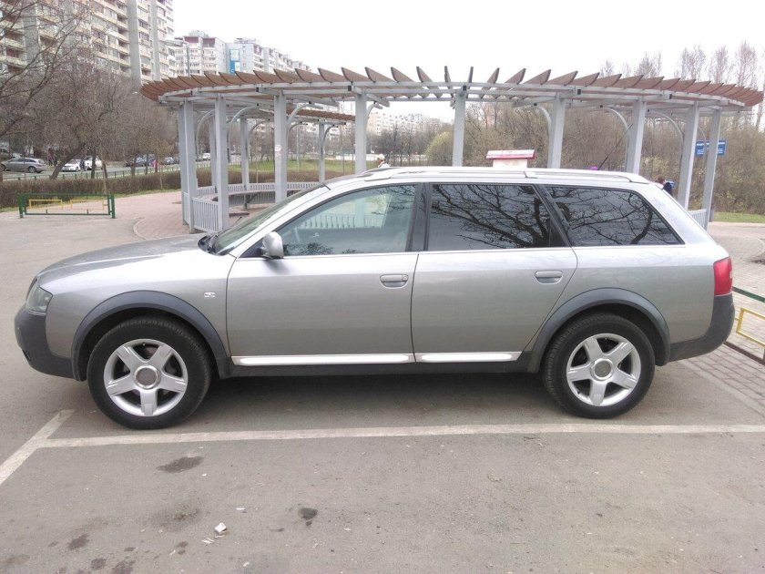Audi Allroad 2004
