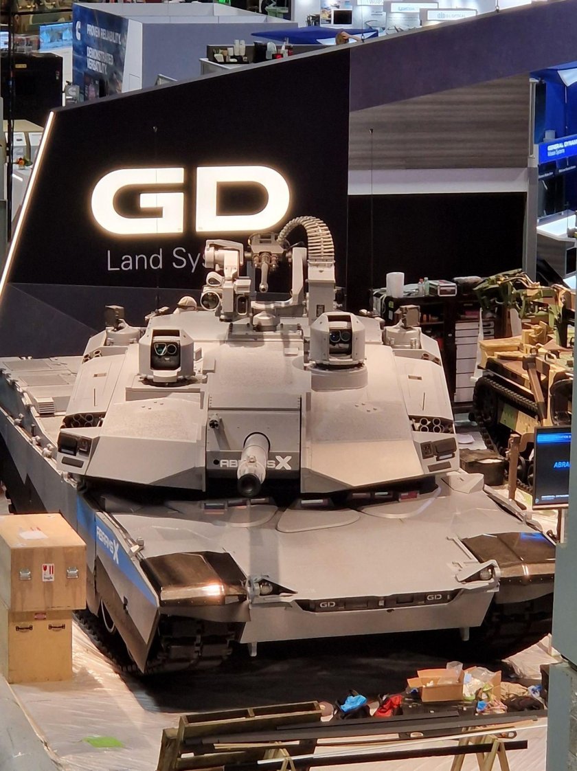 Abrams x Ausa-2022
