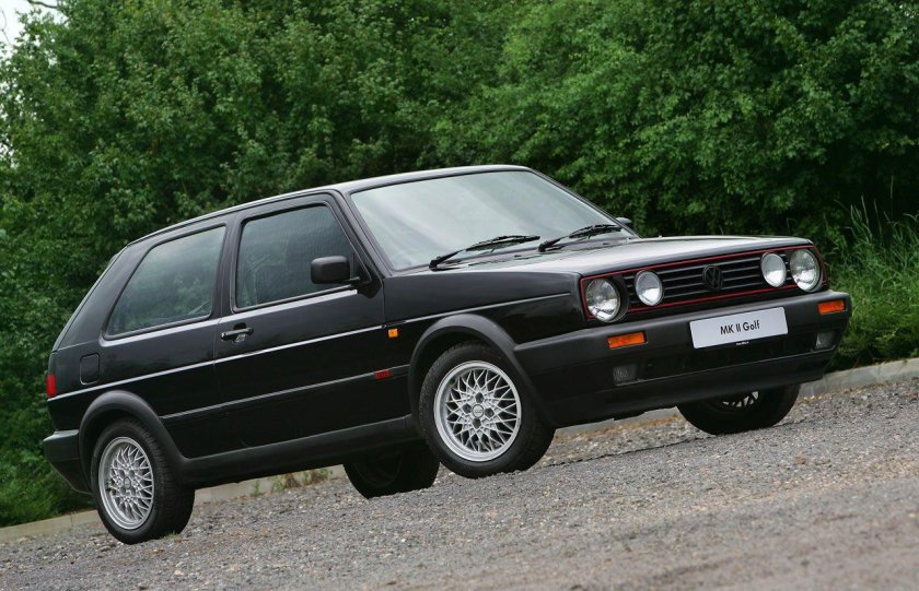 Volkswagen Golf 2 GTI