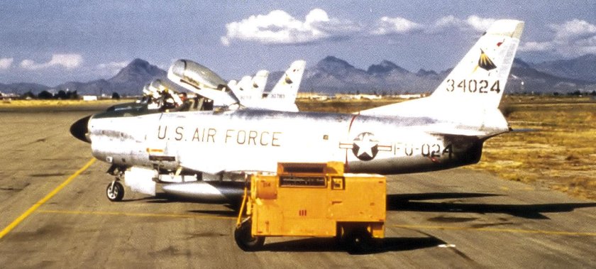 North American na-265 Sabre 60