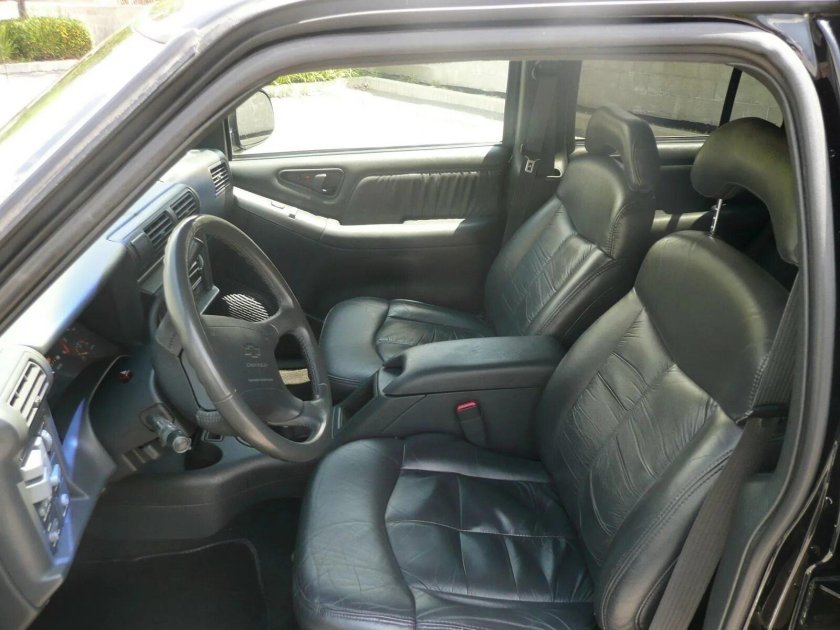 Chevrolet Blazer 1995 салон