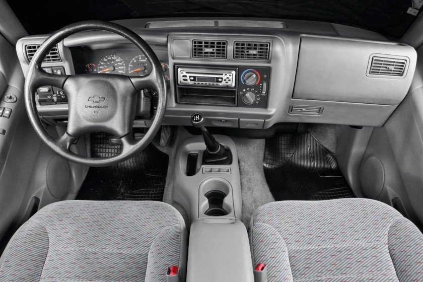 Chevrolet Blazer 1995 салон