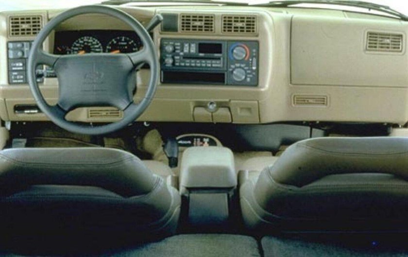 Chevrolet Blazer 1996 салон