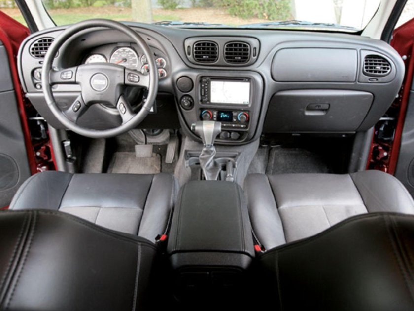 Chevrolet trailblazer 2007 салон