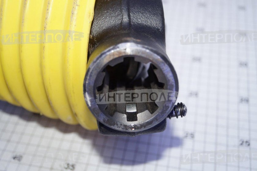 Карданный вал на пресс подборщик ПРФ 145