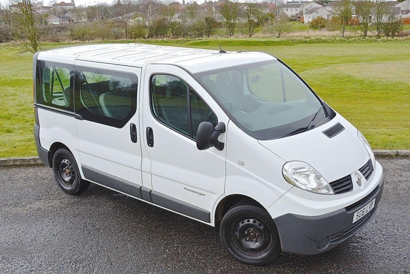 Рено трафик пассажирский 2005