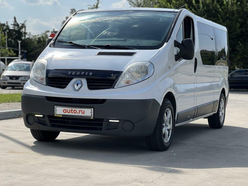 Рено трафик 2008