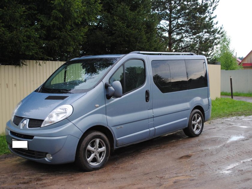 Renault Trafic 2.5 МТ, 2010,