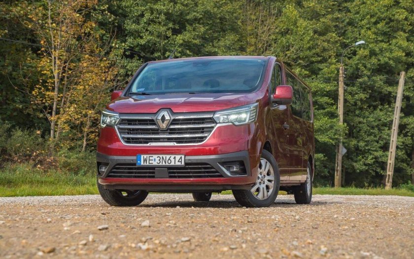 Рено микроавтобус модельный ряд