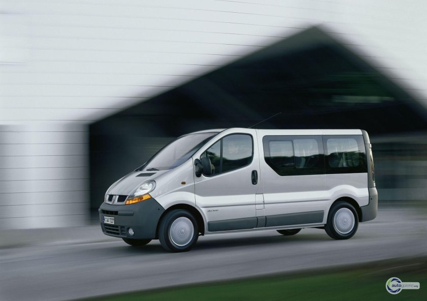 Рено трафик пассажирский