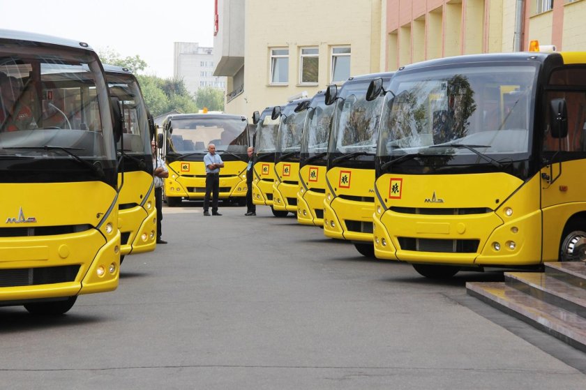 Автобус МАЗ 241