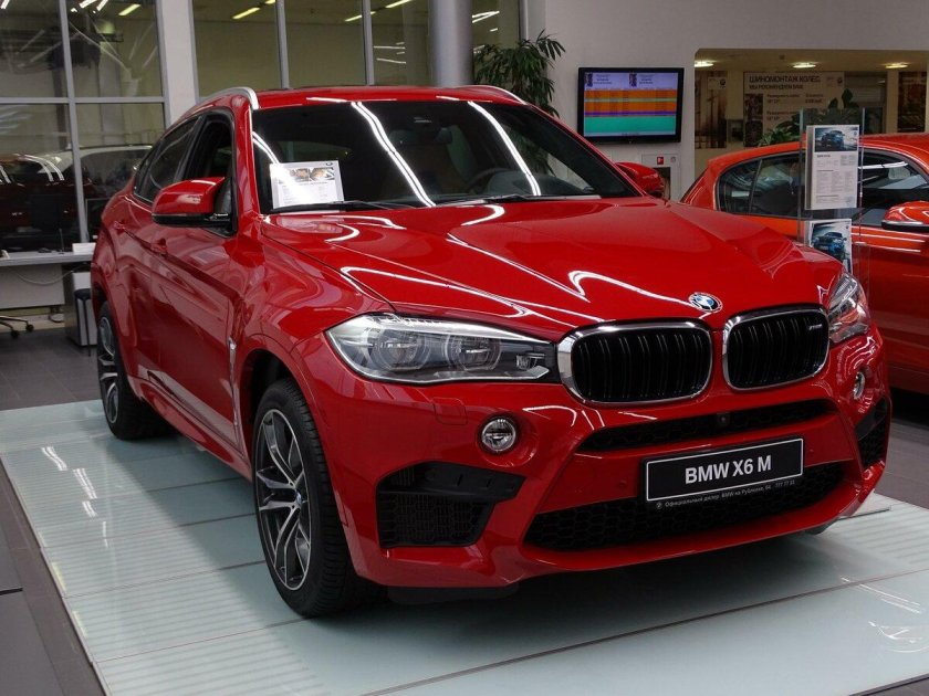 BMW x6m Red