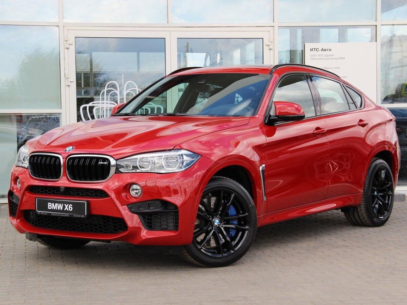 BMW x6m Red