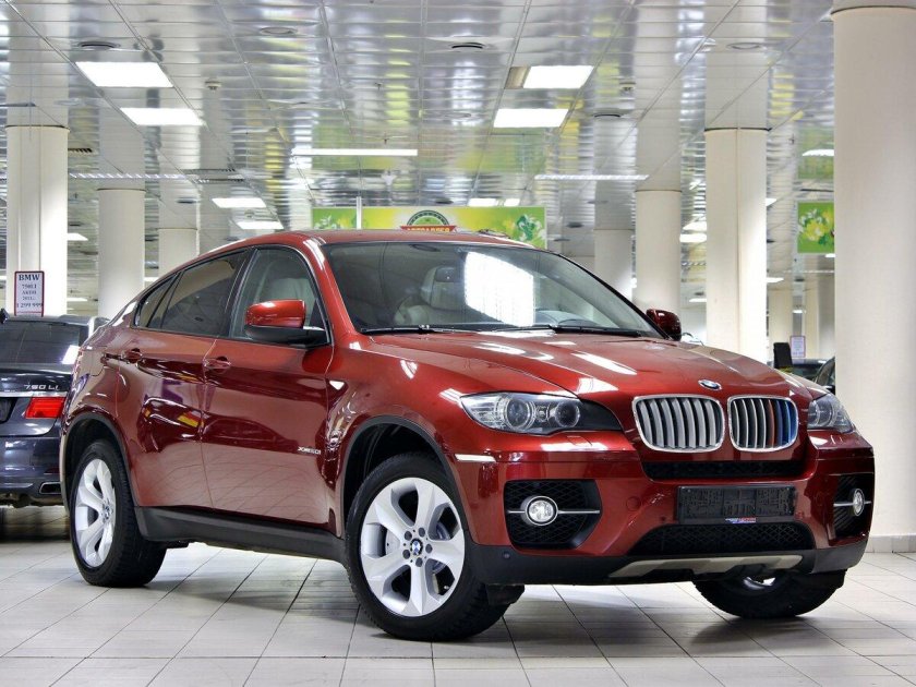 BMW x6 паркетник