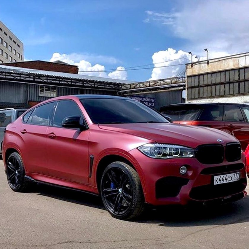 BMW x6m Red