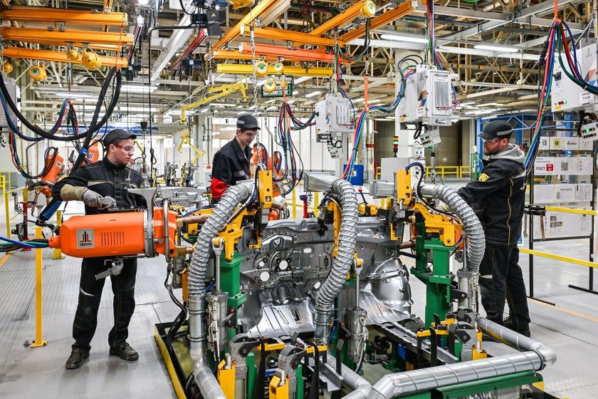 Работа на заводе