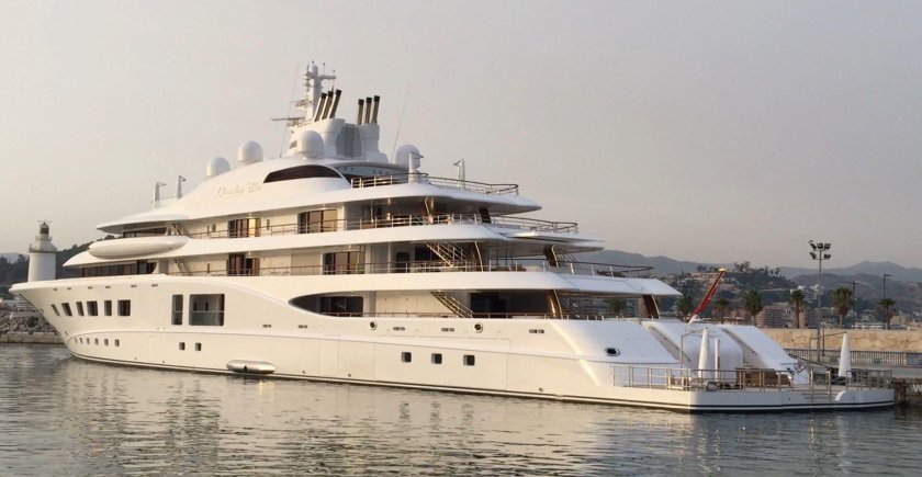 Quantum Blue яхта