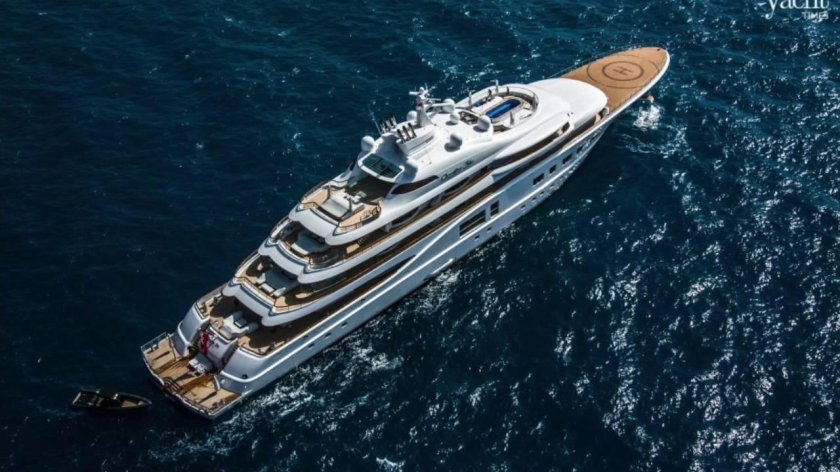 Quantum Blue яхта