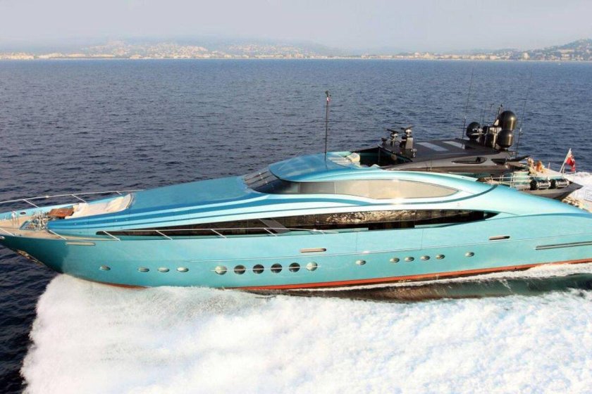 Яхта Палмер Джонсон 150